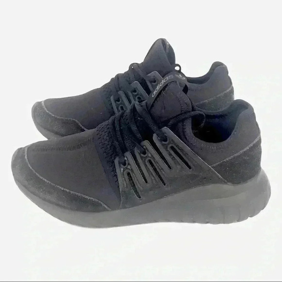 ADIDAS SNEAKERS MENS 5.5 TUBULAR RADICAL CORE BLACK ART S80115 $120 SHOES RETRO - Picture 1 of 16
